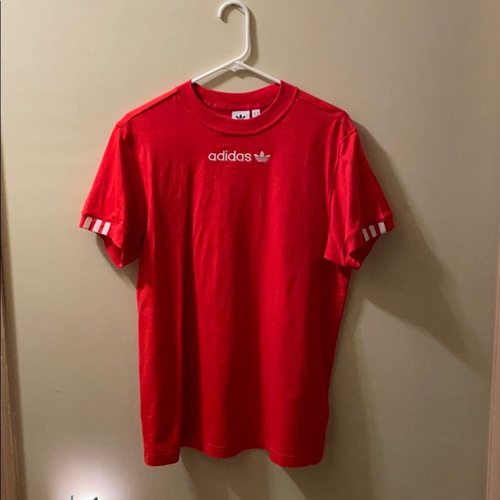 Adidas Tshirt